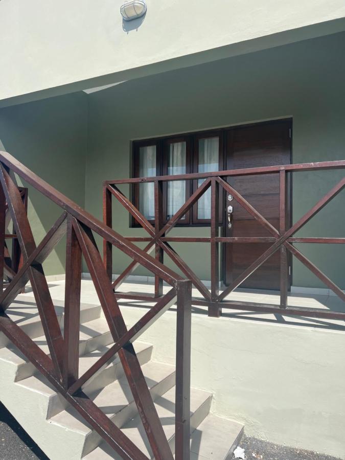 Cataleya Apartments Near Airport ウィレムスタッド エクステリア 写真