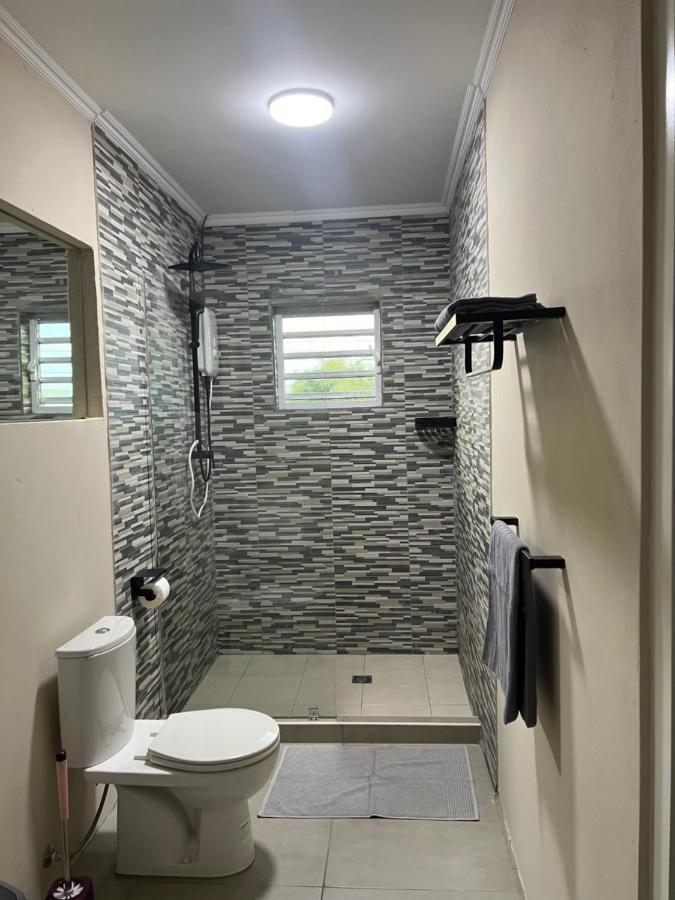 Cataleya Apartments Near Airport ウィレムスタッド エクステリア 写真