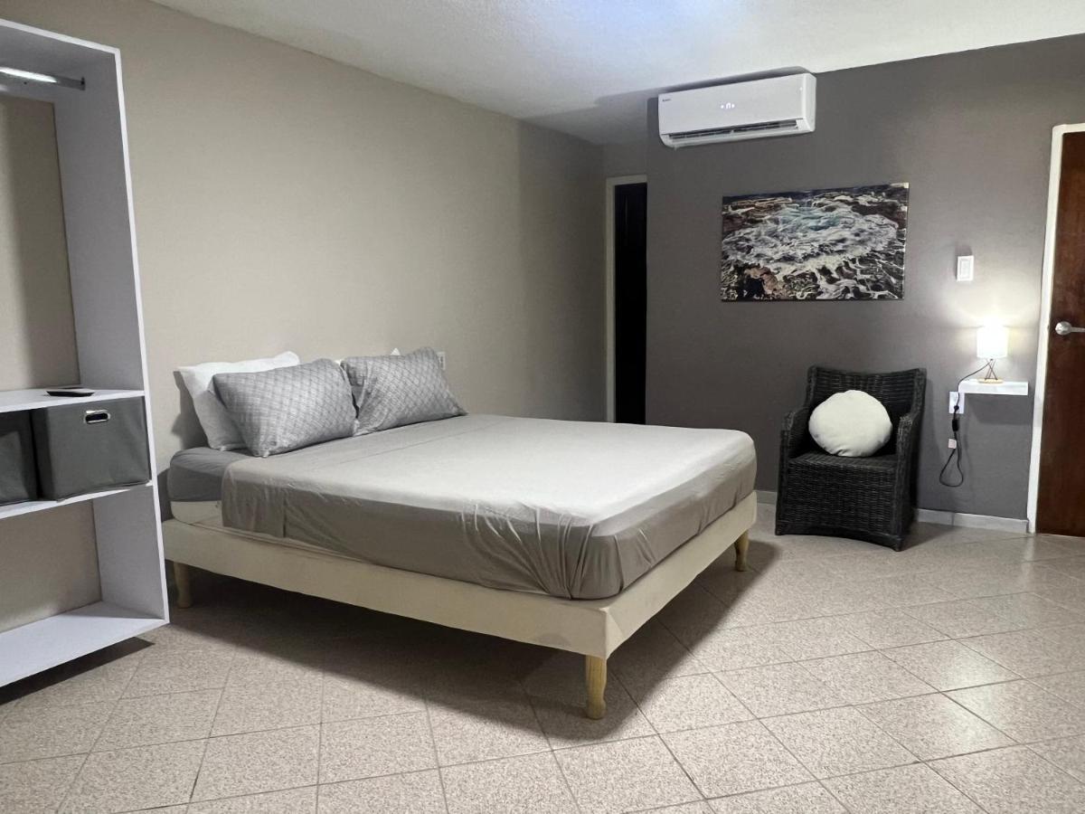 Cataleya Apartments Near Airport ウィレムスタッド エクステリア 写真